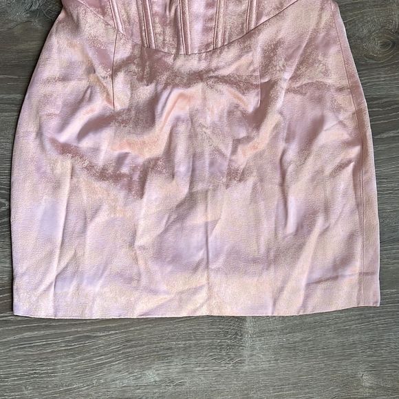 NEW meshki tina strapless corset dress in pink - Picture 6 of 9